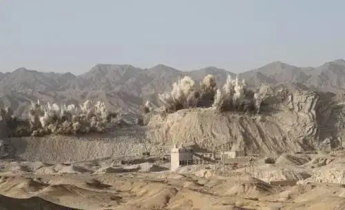 現(xiàn)在開采礦山都在用什么設(shè)備？